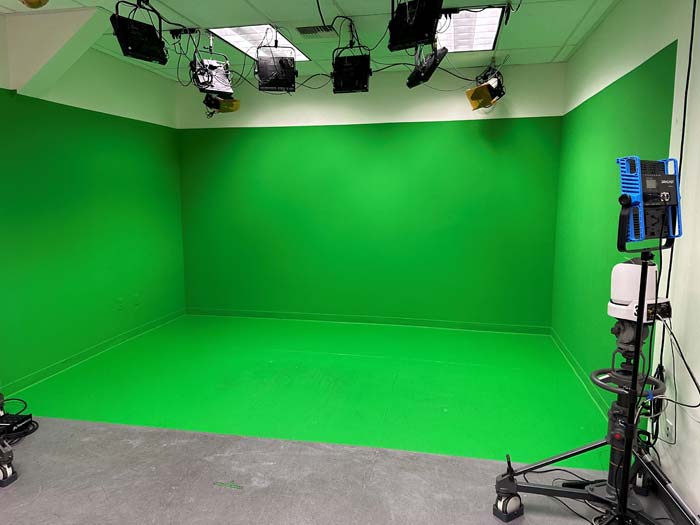 Green-Screen-B